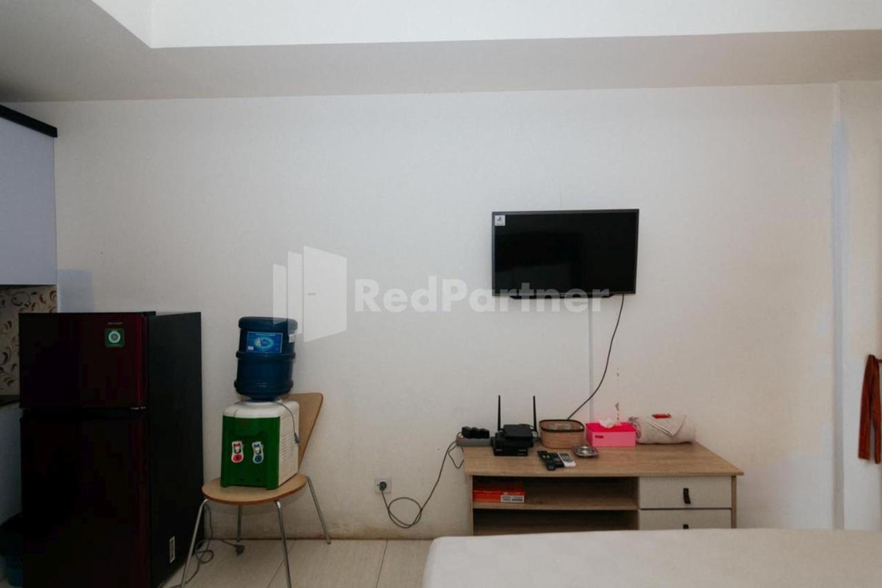 Redliving Apartemen Skylounge Tamansari - Vanez Room Tangerang Exterior photo