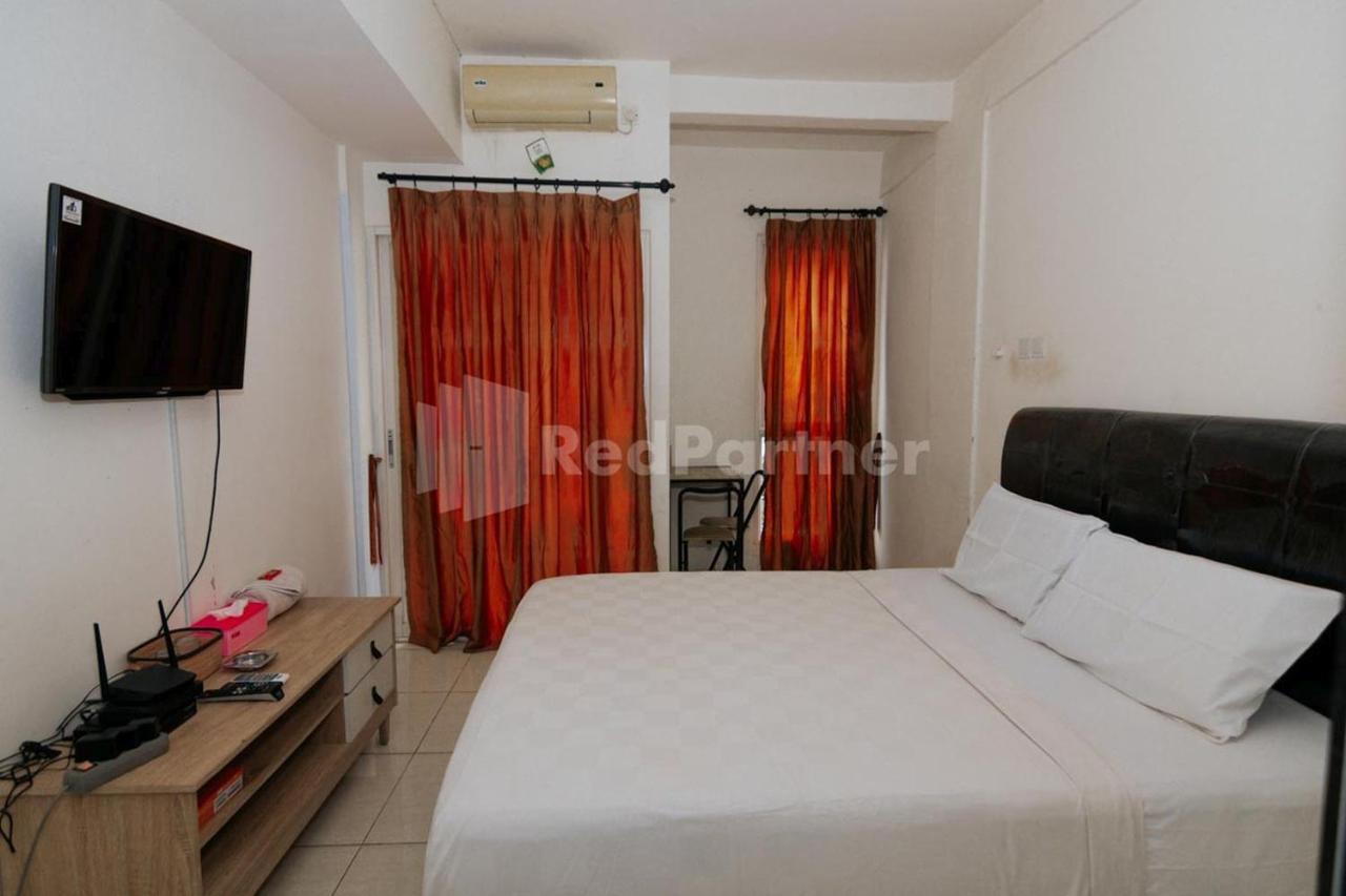 Redliving Apartemen Skylounge Tamansari - Vanez Room Tangerang Exterior photo